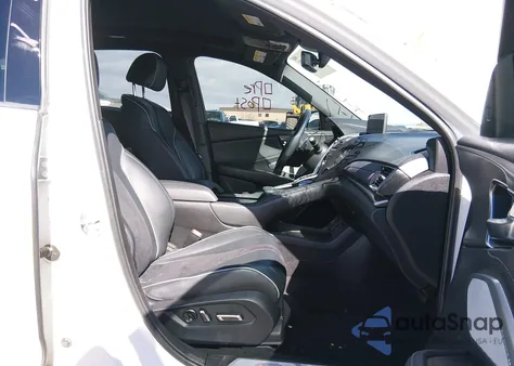 2020 Acura Rdx A-Spec Package z USA, uszkodzony, nr VIN 5J8TC1H61LL014240